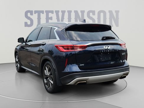 Used 2019 INFINITI QX50 Essential w/ Sensory Package AWD/4WD image 3