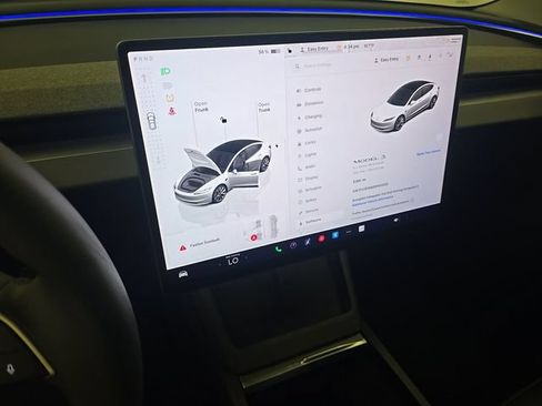Used 2025 Tesla Model 3 Long Range AWD/4WD image 10