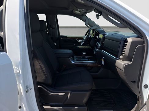 Used 2026 GMC Sierra 1500 Elevation w/ Preferred Package AWD/4WD image 18