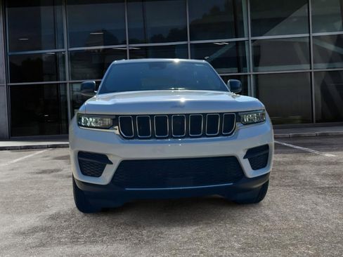 New 2025 Jeep Grand Cherokee Laredo X image 2