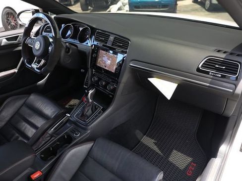 Used 2021 Volkswagen GTI SE FWD image 21