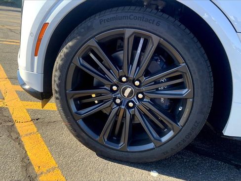 New 2026 Cadillac Lyriq V image 13