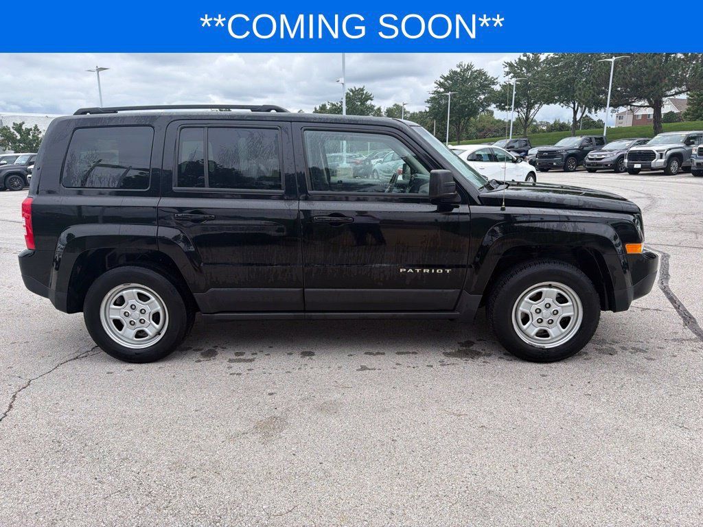 Used 2016 Jeep Patriot Sport w/ Power Value Group FWD image 5