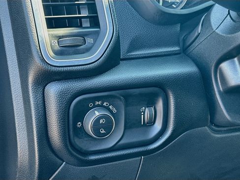 Used 2026 RAM 2500 Big Horn AWD/4WD image 17