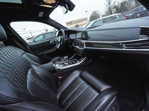 Used 2022 BMW X7 xDrive40i w/ M Sport Package image 39