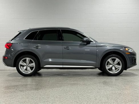 Used 2018 Audi Q5 2.0T Premium Plus w/ Premium Plus Package AWD/4WD image 5