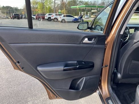 Used 2017 Kia Sportage SX AWD/4WD image 32