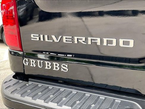 Used 2024 Chevrolet Silverado 2500 Custom w/ Custom Value Package AWD/4WD image 42