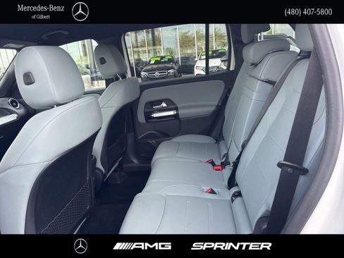 Used 2026 Mercedes-Benz GLB 250 image 18