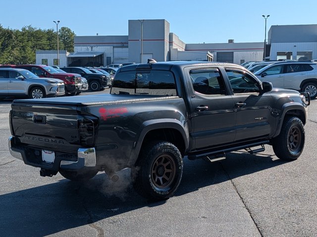 Used 2020 Toyota Tacoma SR5 RWD image 7
