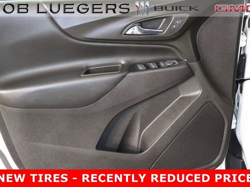 Certified 2019 Chevrolet Equinox LT FWD image 8
