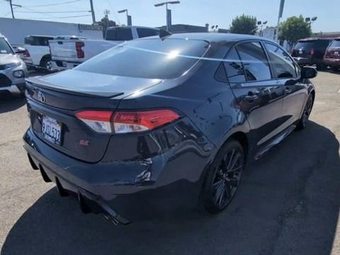 Used 2024 Toyota Corolla SE w/ SE Premium Package image 8