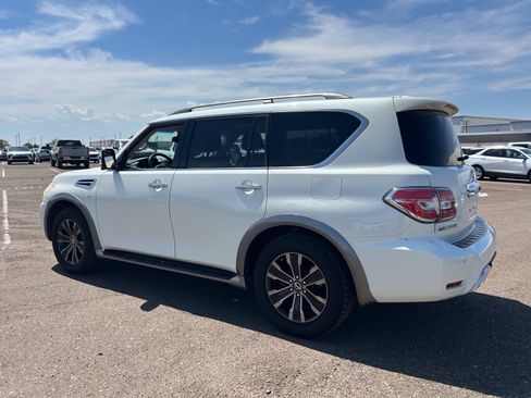 Used 2017 Nissan Armada Platinum RWD image 3