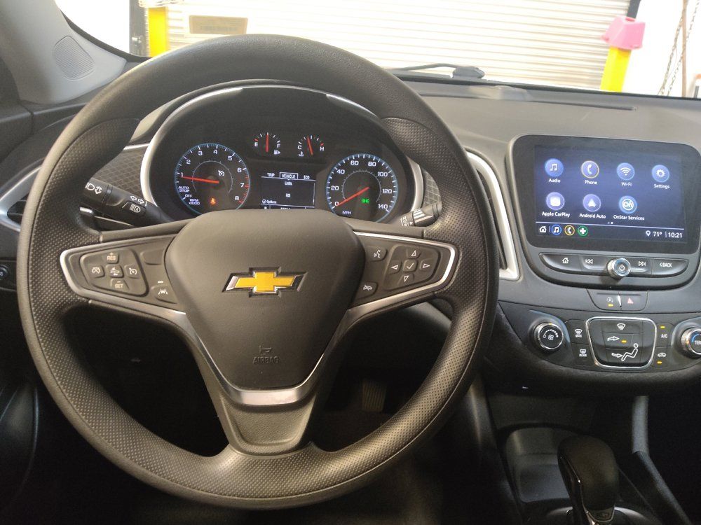 Used 2023 Chevrolet Malibu LS FWD image 22