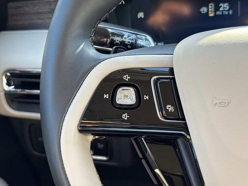 New 2026 Lincoln Corsair Reserve image 25