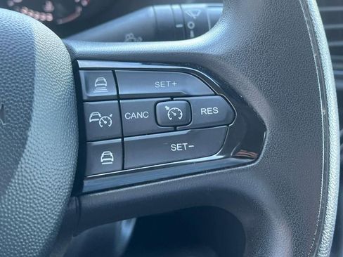 Used 2024 RAM ProMaster 2500 w/ Convenience Group image 19