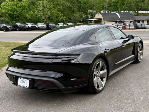 Used 2021 Porsche Taycan RWD image 3