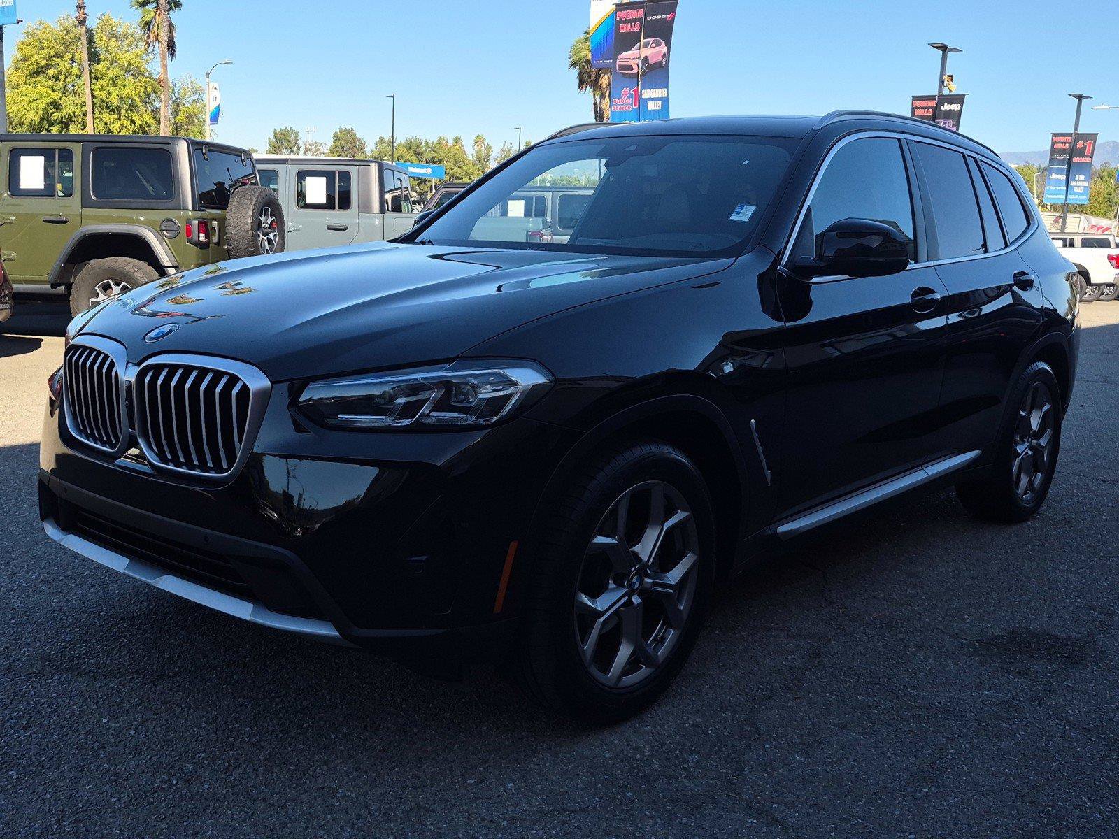 Used 2024 BMW X3 sDrive30i w/ Convenience Package w/ZPA RWD image 3