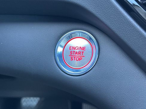 New 2025 Acura RDX SH-AWD image 25