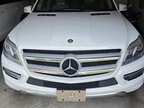 Used 2015 Mercedes-Benz GL 450 4MATIC image 11