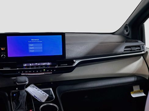 New 2026 Toyota Sienna Limited AWD/4WD image 22