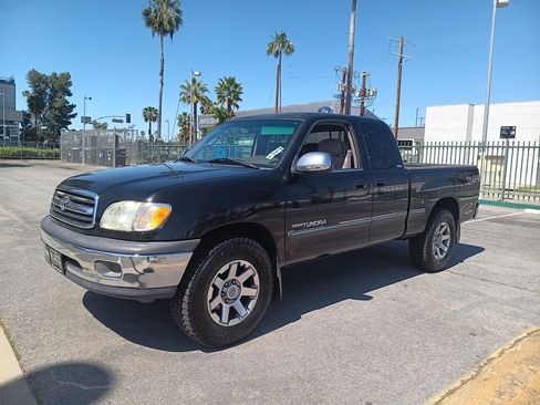 Used 2001 Toyota Tundra SR5 image 3