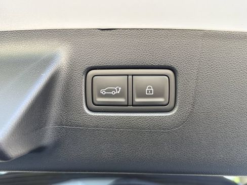 New 2026 Hyundai Santa Fe SE FWD image 19