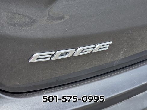 Used 2019 Ford Edge Titanium w/ Cargo Accessory Package FWD image 10