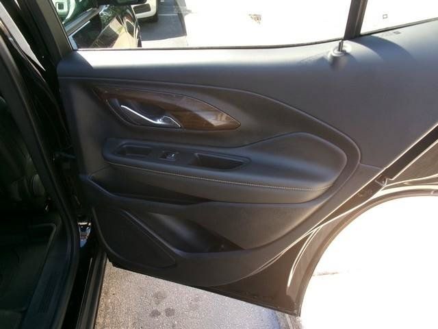 Used 2020 GMC Terrain Denali w/ GMC Pro Grade Package AWD/4WD image 22