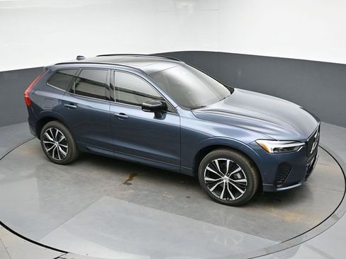 Used 2025 Volvo XC60 B5 Plus w/ Protection Package Premier image 41