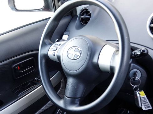 Used 2006 Scion xA FWD image 78