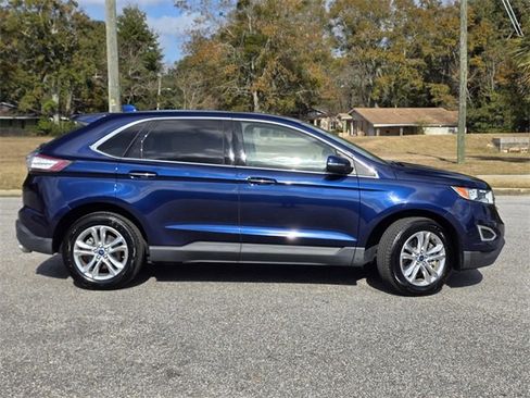Used 2016 Ford Edge Titanium w/ Technology Package image 39