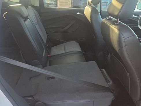 Used 2018 Ford Escape SE w/ Ford Safe & Smart Package image 28