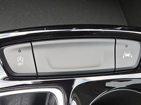 New 2026 Chevrolet Trax LT w/ Driver Confidence Package image 8