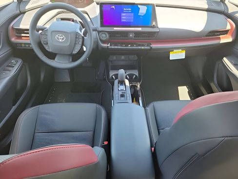 New 2026 Toyota Prius Plug-In Hybrid FWD image 8