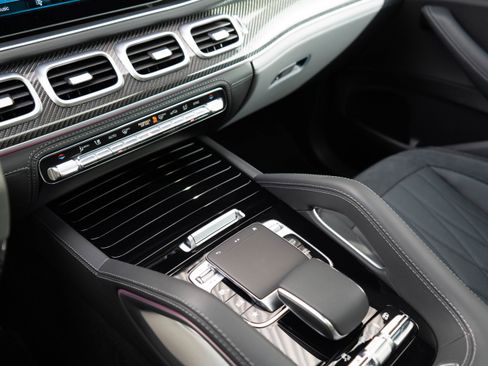 Used 2022 Mercedes-Benz GLE 63 AMG S image 33