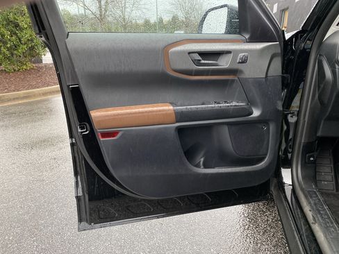 Used 2025 Ford Bronco Sport Outer Banks w/ Outer Banks Tech Package+ image 21