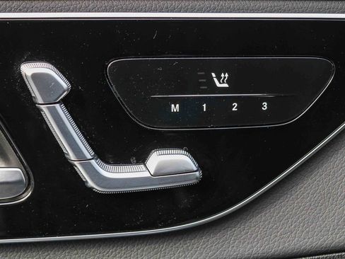 Used 2022 Mercedes-Benz C 300 Sedan image 21