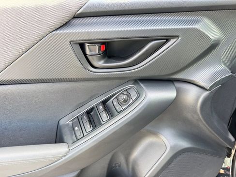 Used 2025 Subaru Crosstrek 2.0i Premium image 36