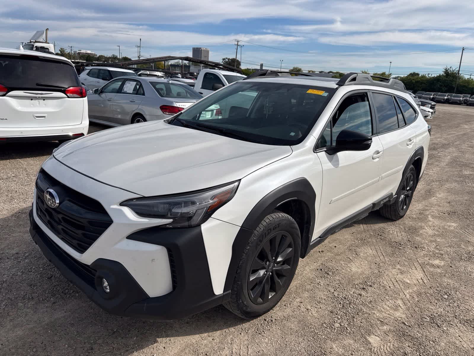 Used 2023 Subaru Outback Onyx Edition AWD/4WD image 1