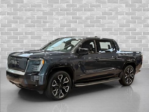 New 2025 GMC Sierra EV Denali image 3