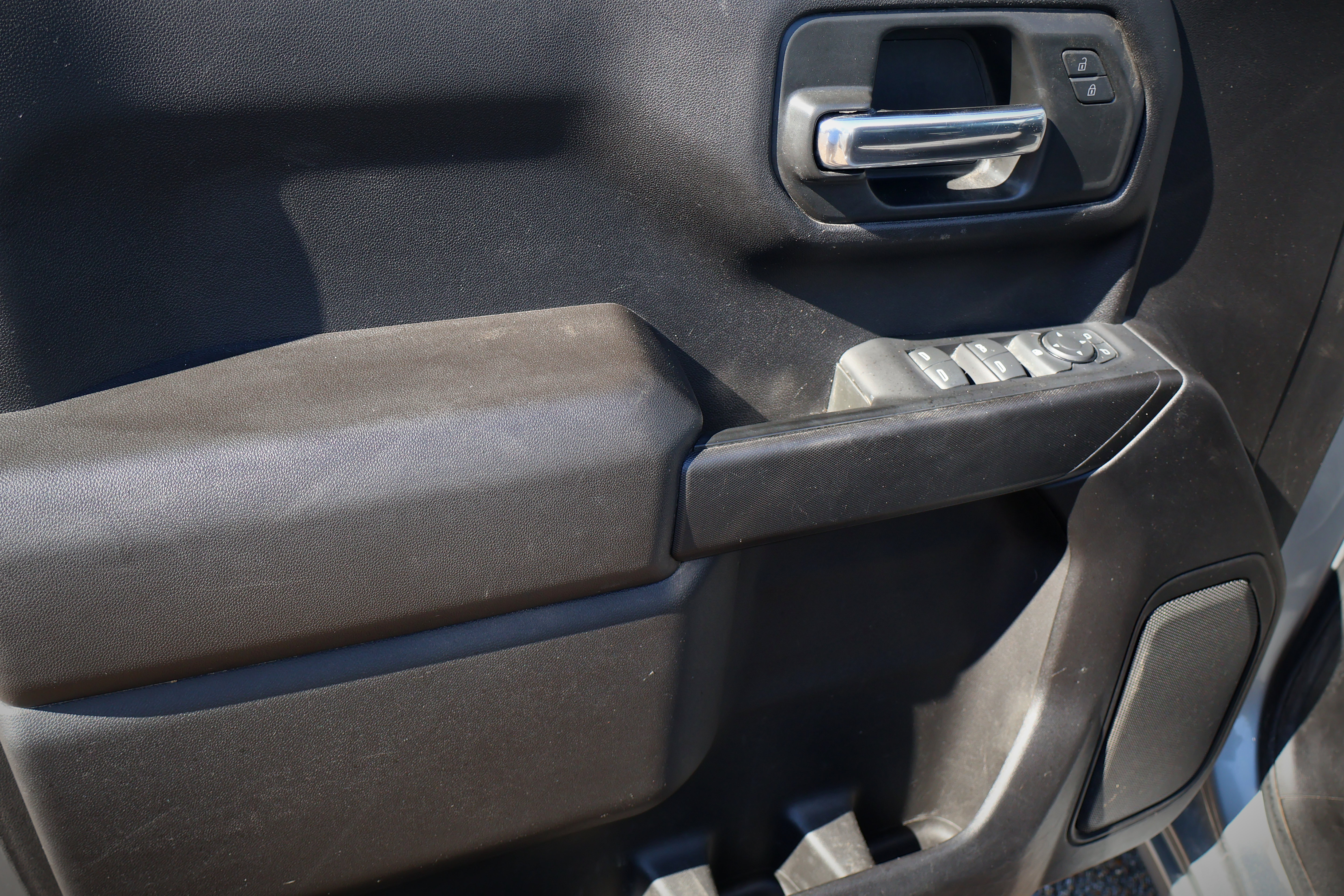 Used 2024 GMC Sierra 1500 Pro AWD/4WD image 9
