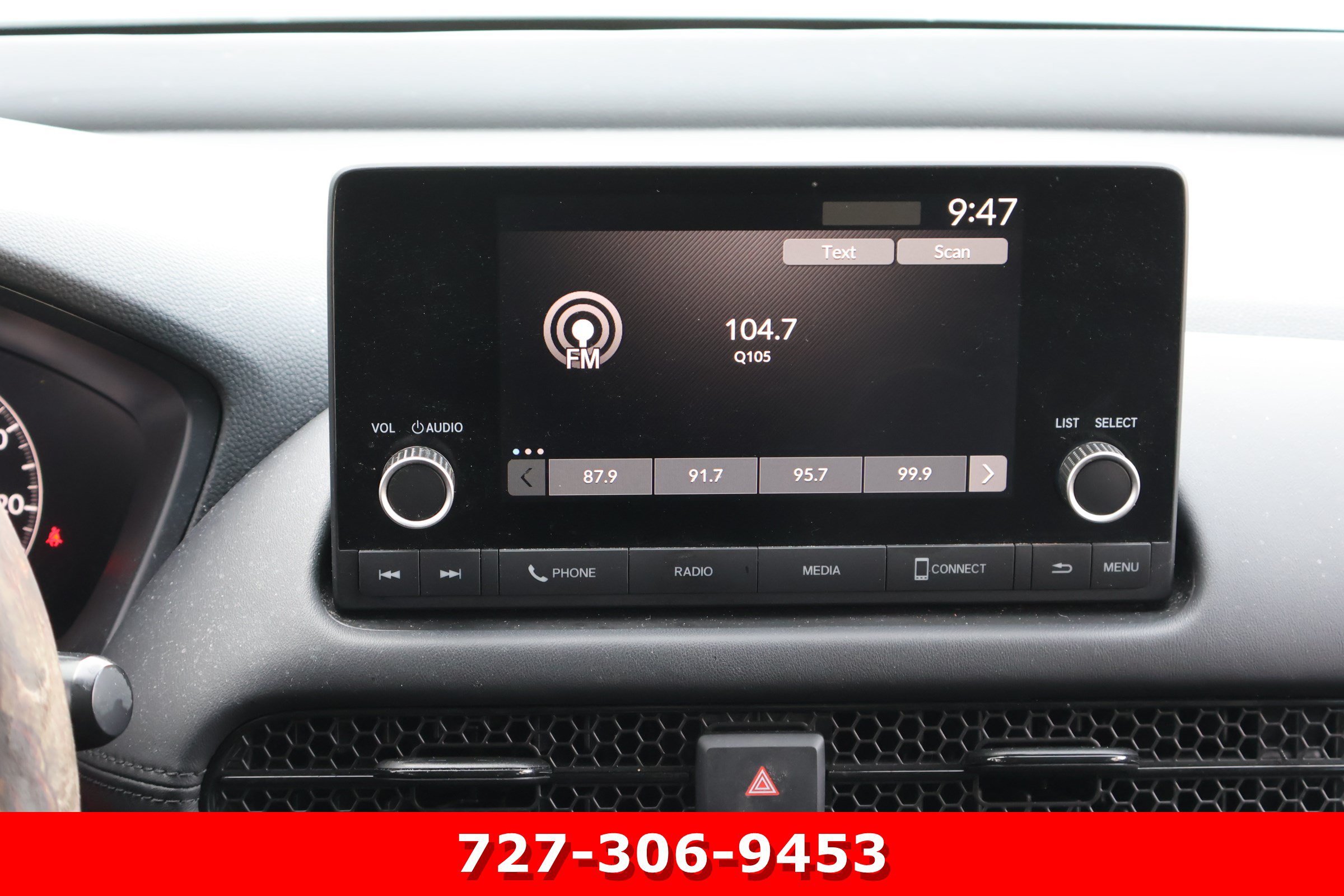 Used 2025 Honda HR-V LX image 3
