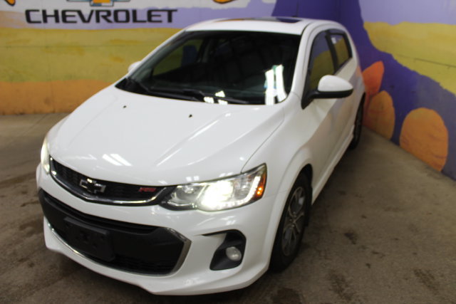 Used 2018 Chevrolet Sonic LT w/ True North Edition FWD image 4