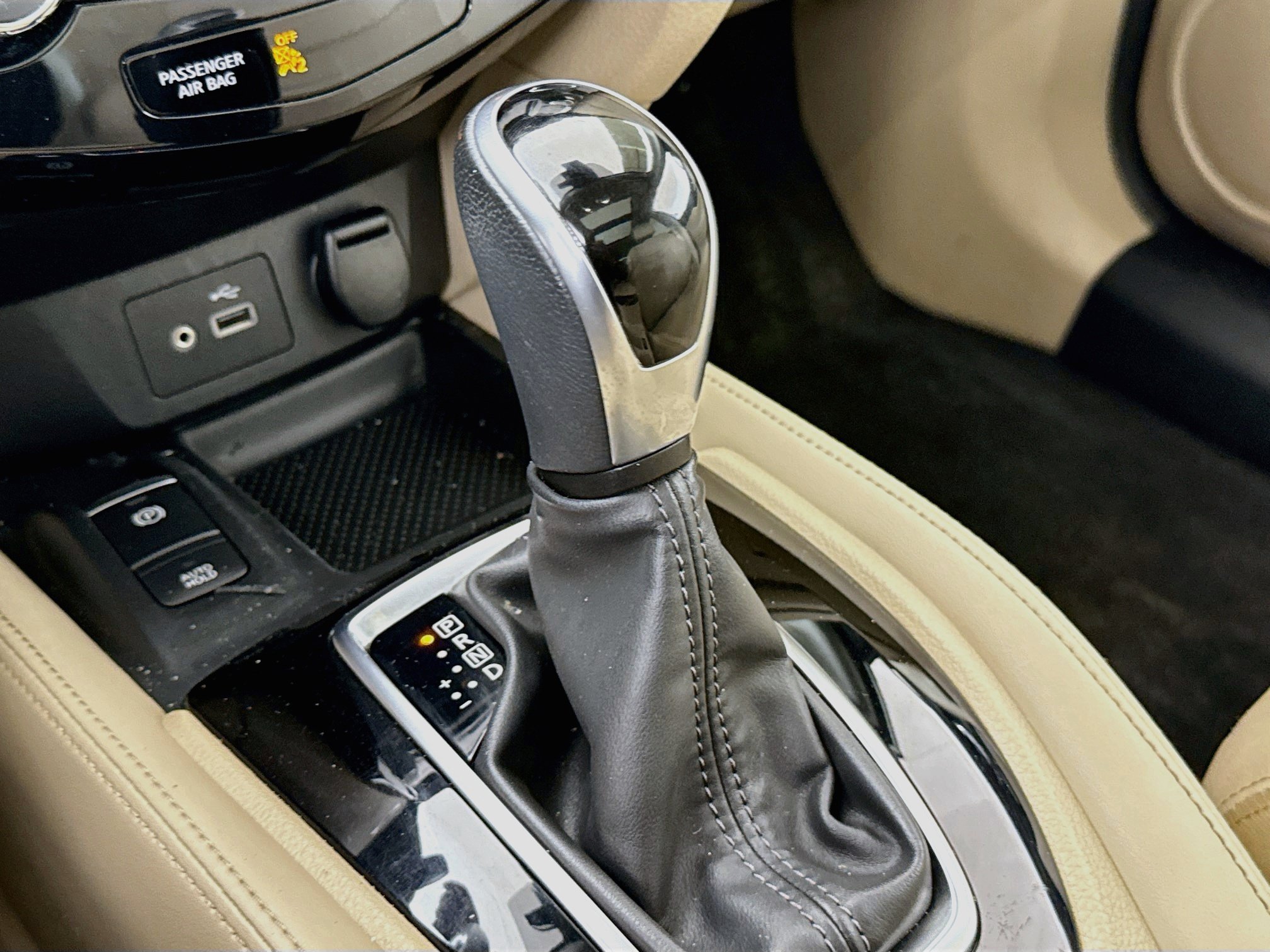 Used 2020 Nissan Rogue SL w/ Premium Package FWD image 19