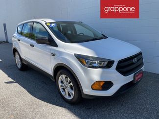 Used 2019 Ford Escape S image 1