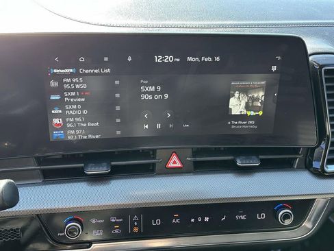 Used 2023 Kia Sportage SX image 21