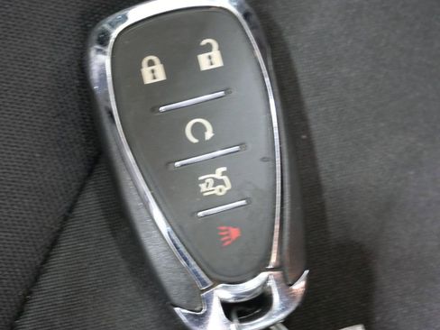 Used 2023 Chevrolet Malibu LT image 24