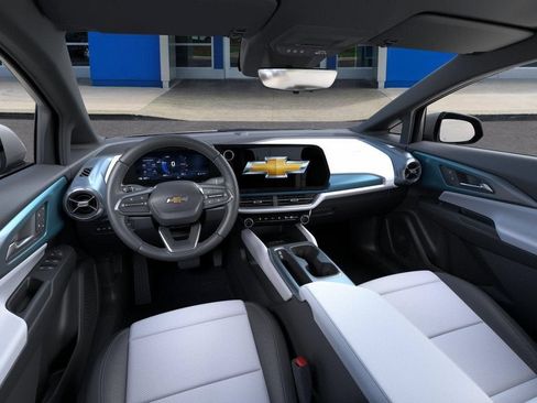 New 2026 Chevrolet Equinox EV LT w/ Convenience Package II FWD image 15