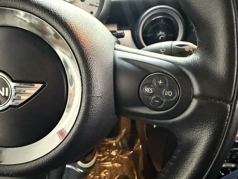 Used 2011 MINI Cooper Convertible image 39